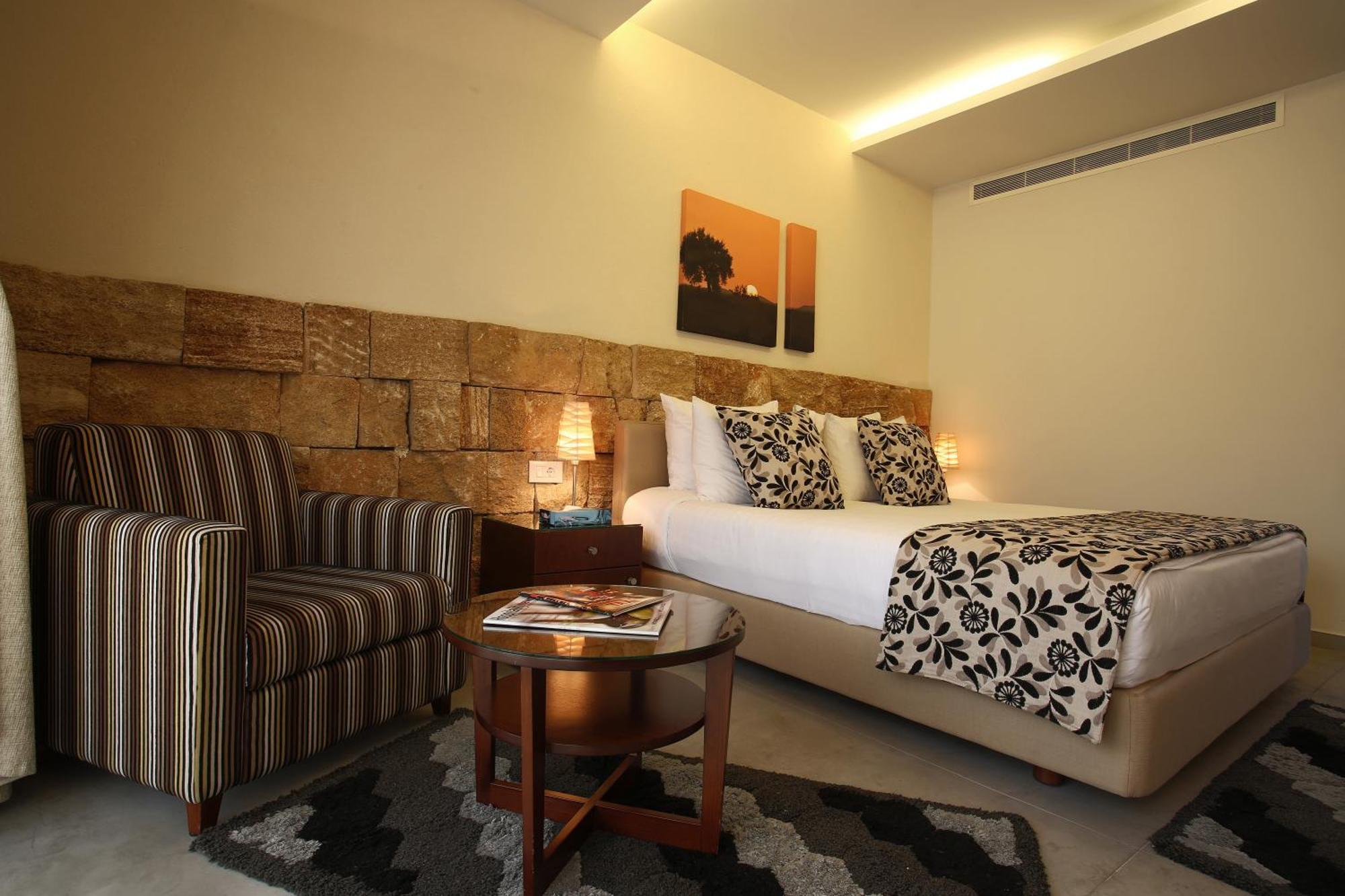 Monoberge Hotel Byblos Habitación foto