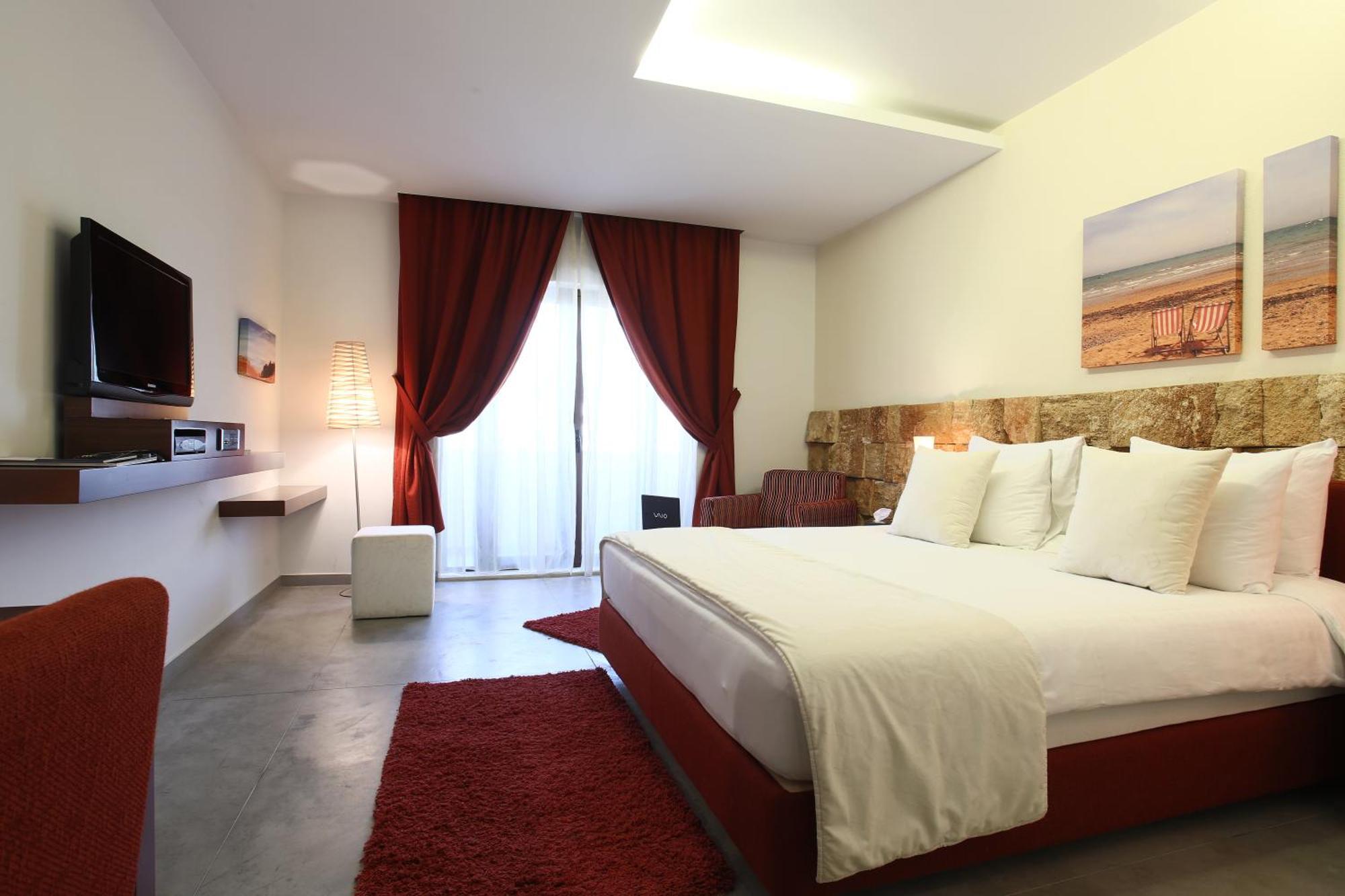 Monoberge Hotel Byblos Habitación foto